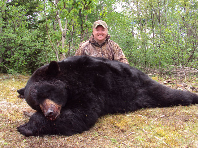 Paul's Boone and Crockett Newfoundland Bear