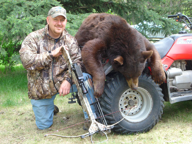 Dan Wallace - Saskatchewan Color-Phase Bear